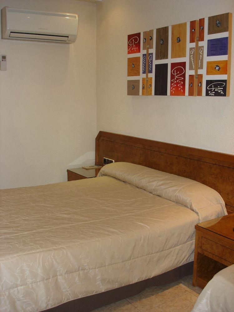 סילה Hostal Moreno מראה חיצוני תמונה