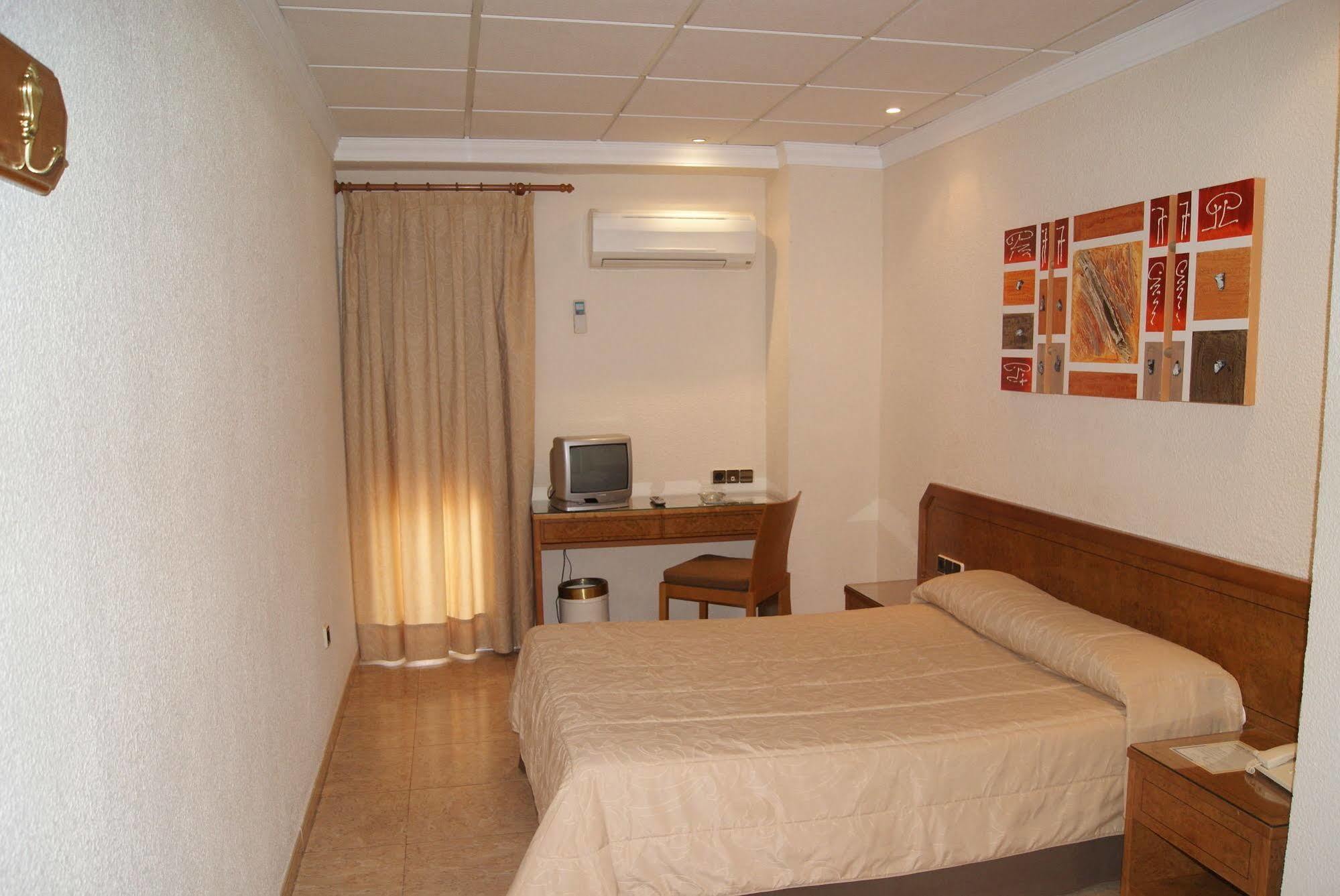סילה Hostal Moreno מראה חיצוני תמונה